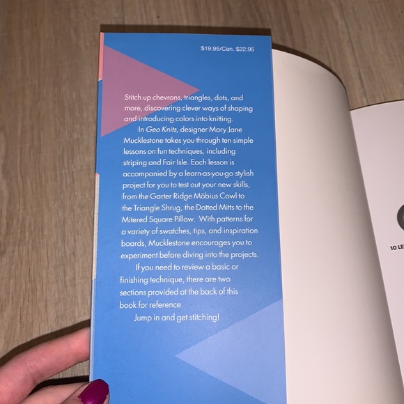 Geo Knits 10 lessons & projects for knitting book - Picture 6 of 6